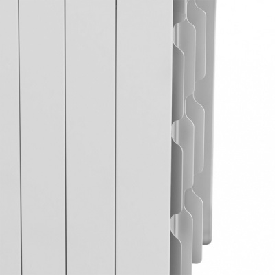 алюминиевый радиатор royal thermo revolution 350 4 секции белого цвета