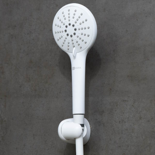 Смеситель для ванны и душа Lemark BRONX LM3722MW белый матовый фото 3 смеситель для ванны и душа lemark bronx lm3722mw белый матовый фото 3