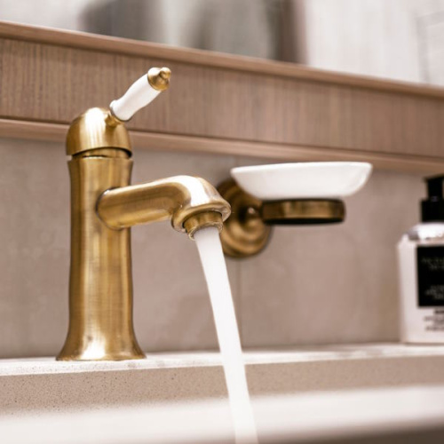 Смеситель для раковины Lemark VILLA LM4806B бронза фото 7 смеситель для раковины lemark villa lm4806b бронза фото 7