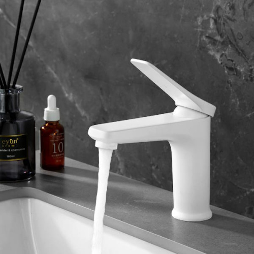 смеситель для раковины lemark bronx lm3706mw белый матовый фото 2