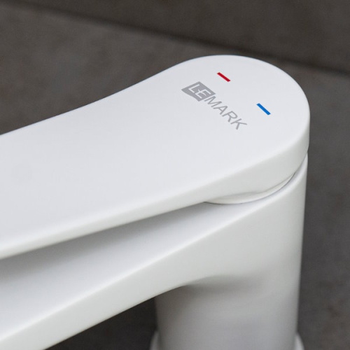 Смеситель для биде Lemark BRONX LM3708MW белый матовый фото 4 смеситель для биде lemark bronx lm3708mw белый матовый фото 4