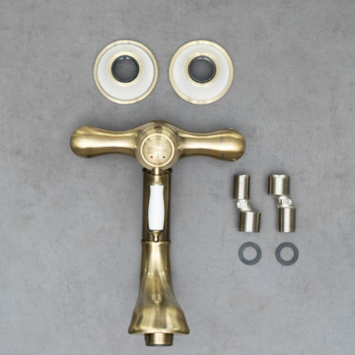 Смеситель для раковины Lemark VILLA LM4811B бронза фото 5 смеситель для раковины lemark villa lm4811b бронза фото 5