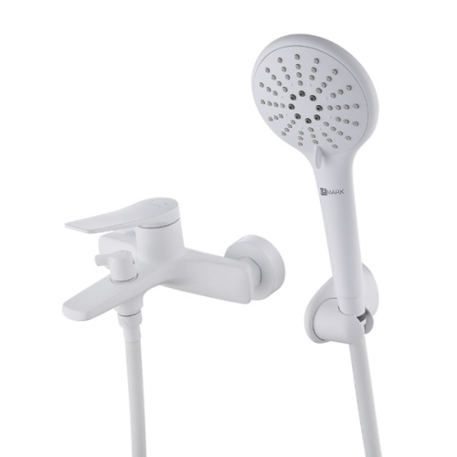 Смеситель для ванны и душа Lemark BRONX LM3714MW белый матовый смеситель для ванны и душа lemark bronx lm3714mw белый матовый