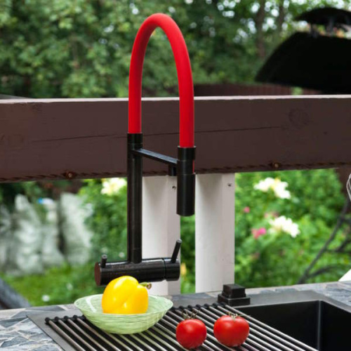 Смеситель для кухни Omoikiri Kanto PVD-LG светлое золото/черный фото 4 смеситель для кухни omoikiri kanto pvd-lg светлое золото/черный фото 4